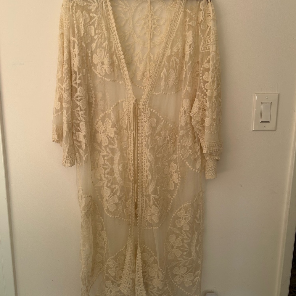 Chic Lace Swim Coverup in Cream - Picture 2 of 7